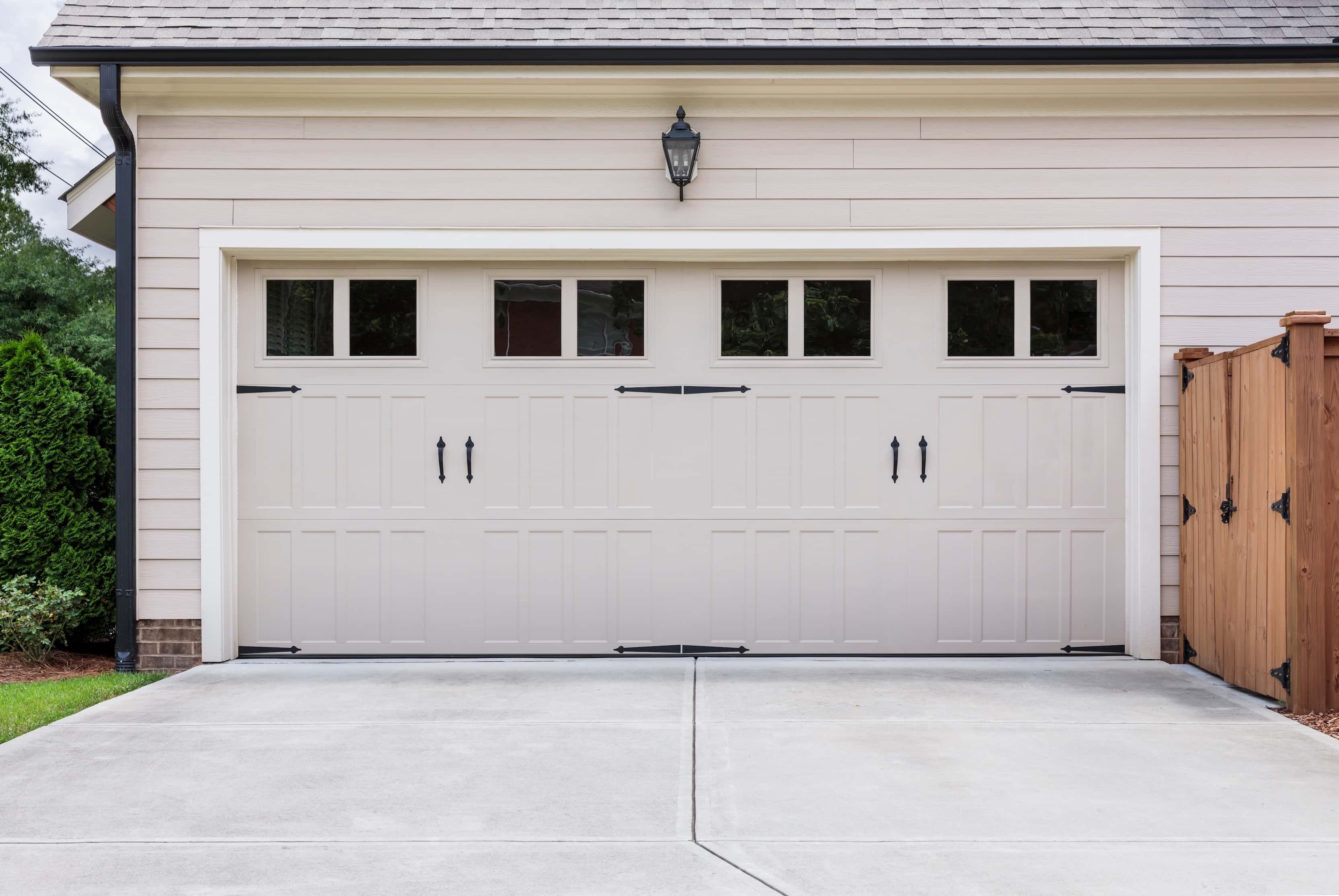 A Homeowner's Guide To Garage Door Replacement