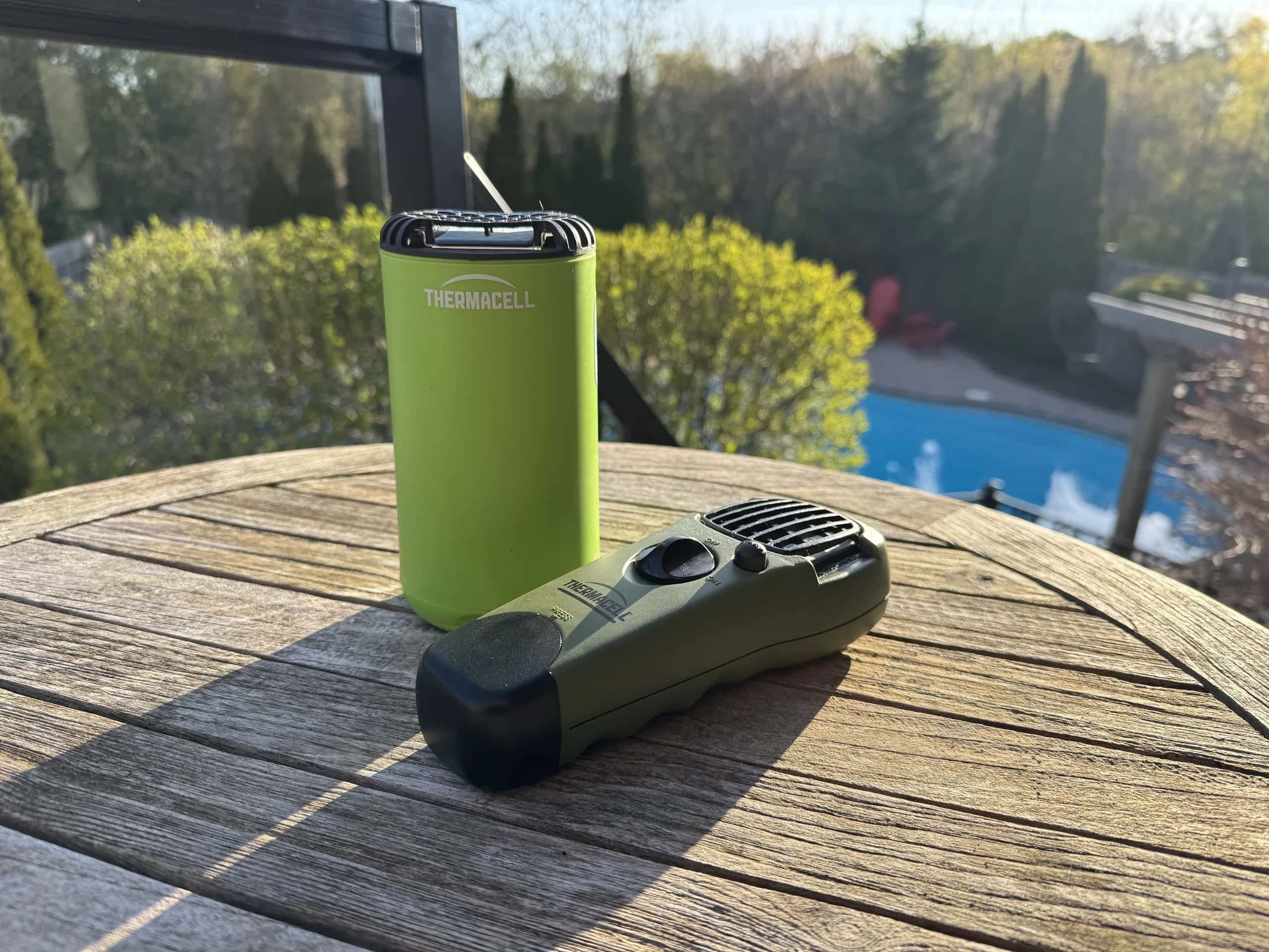 Mosquito Defence Playbook for Canadian Homes: Sprays, Repellents, Traps, and Professional Treatments Compared
